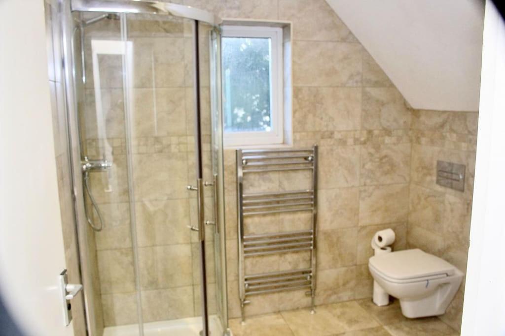 Contractor'S Haven- 4-Bedroom House With Free Parking, Super Fast Wifi, Fran Properties In Aylesbury, Pets Are Welcome! Aylesbury  Zewnętrze zdjęcie